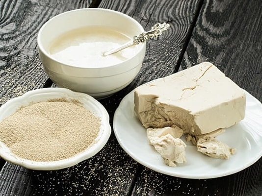 Приготовление самогона из сахара и дрожжей